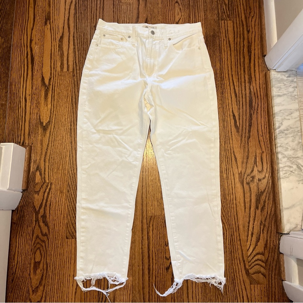 Madewell White Straight Leg Summer Jeans with Raw Hem; size 30